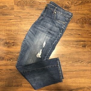 KUT FROM THE KLOTH Catherine Distressed Boyfriend